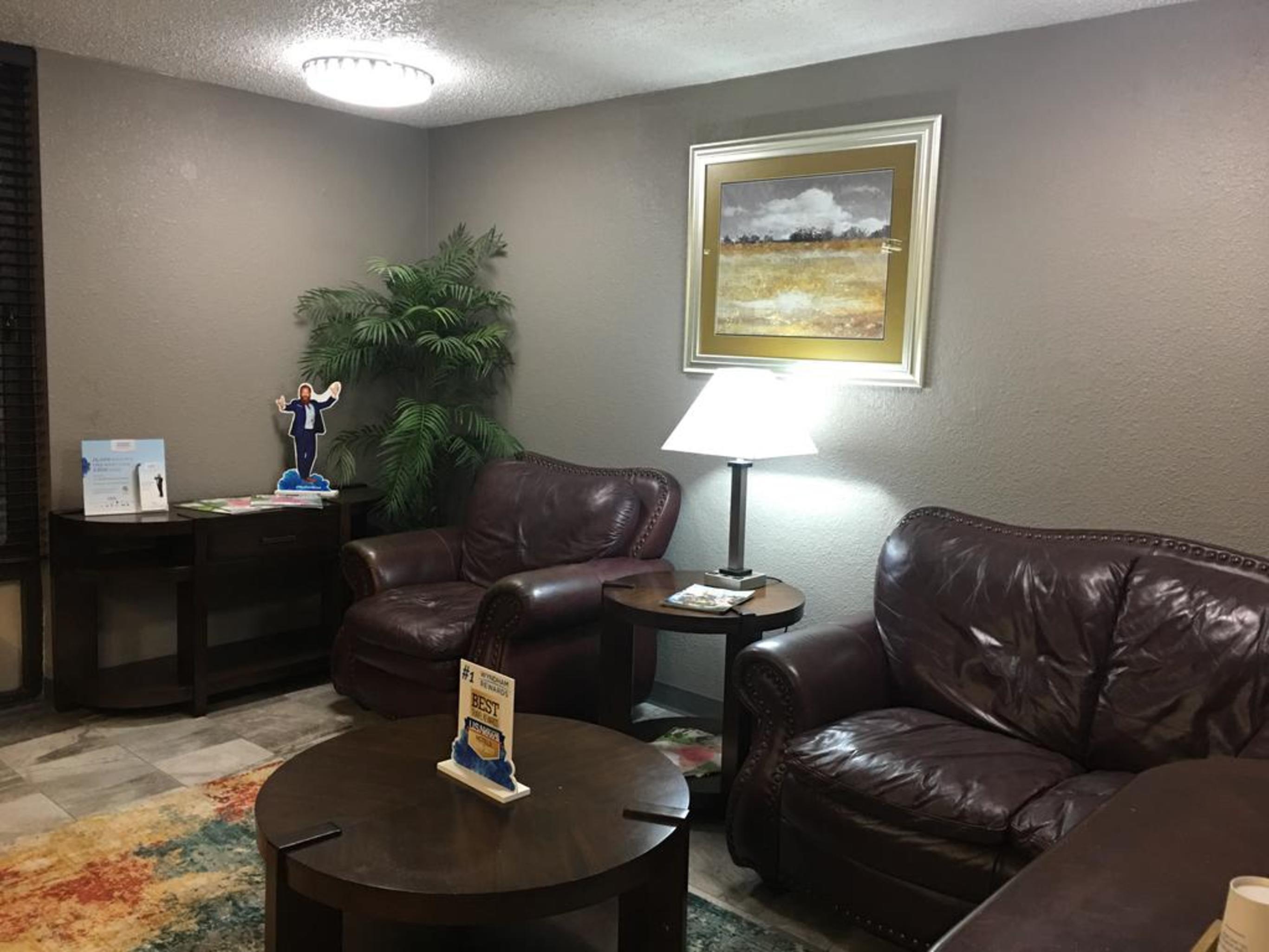 Travelodge By Wyndham Texarkana Ar Exterior photo