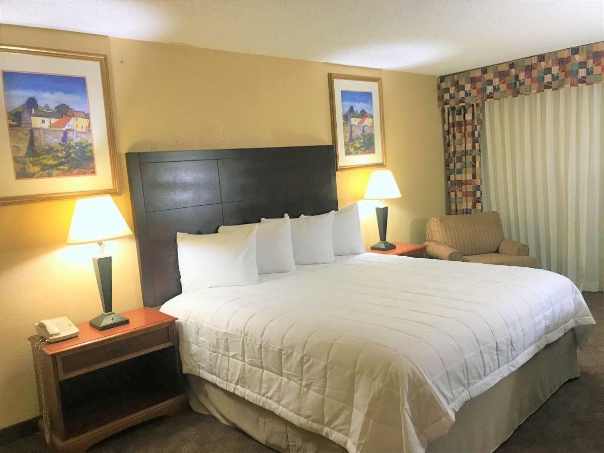 Travelodge By Wyndham Texarkana Ar Exterior photo